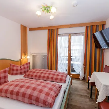 Hotel Binderhaeusl 2*