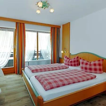 Binderhaeusl Hotel 2*