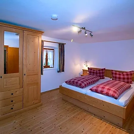 Hotel Binderhaeusl 2*